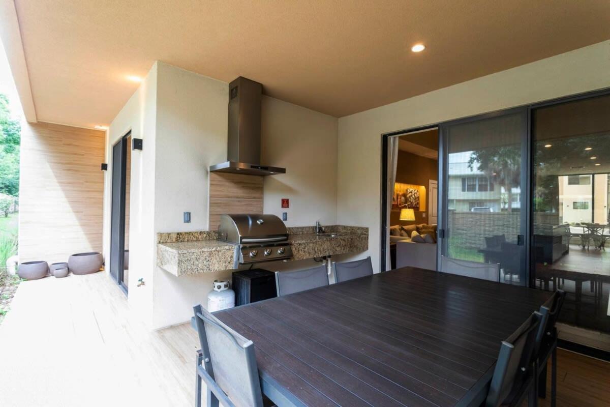 Stunning 4 Bd Close To Disney @ Magic Village Resort 7537 Orlando Bagian luar foto