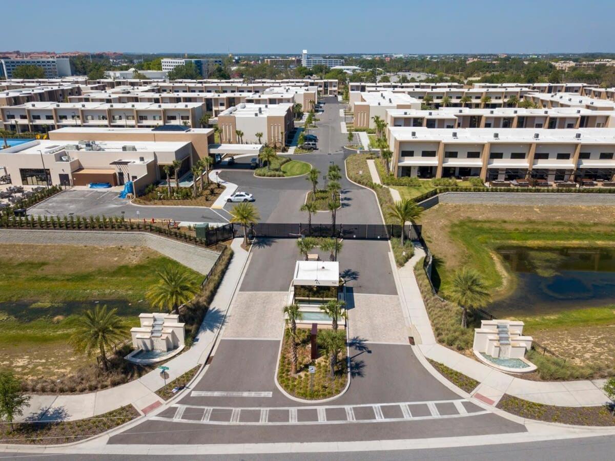 Stunning 4 Bd Close To Disney @ Magic Village Resort 7537 Orlando Bagian luar foto